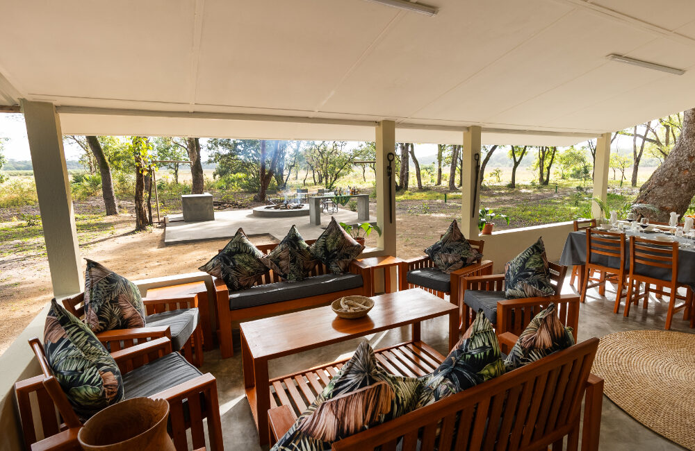 Zambeze Delta Safaris Bambala Camp
